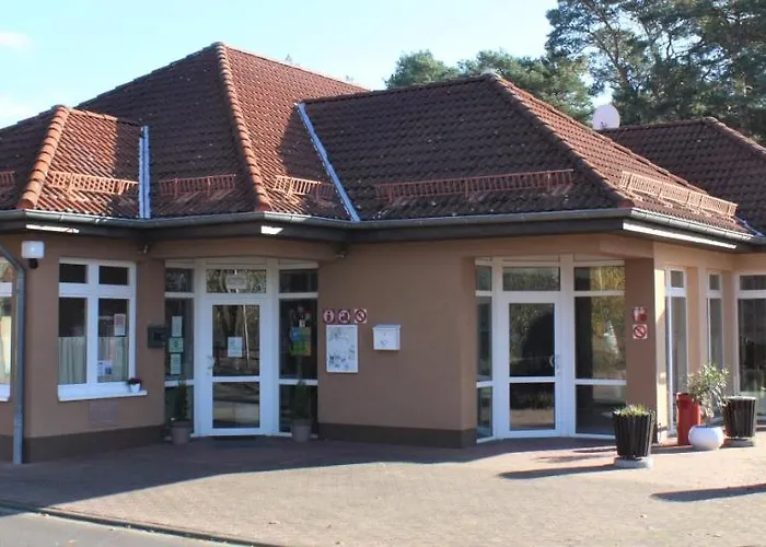 海特坎普考比茨酒店 Colbitz